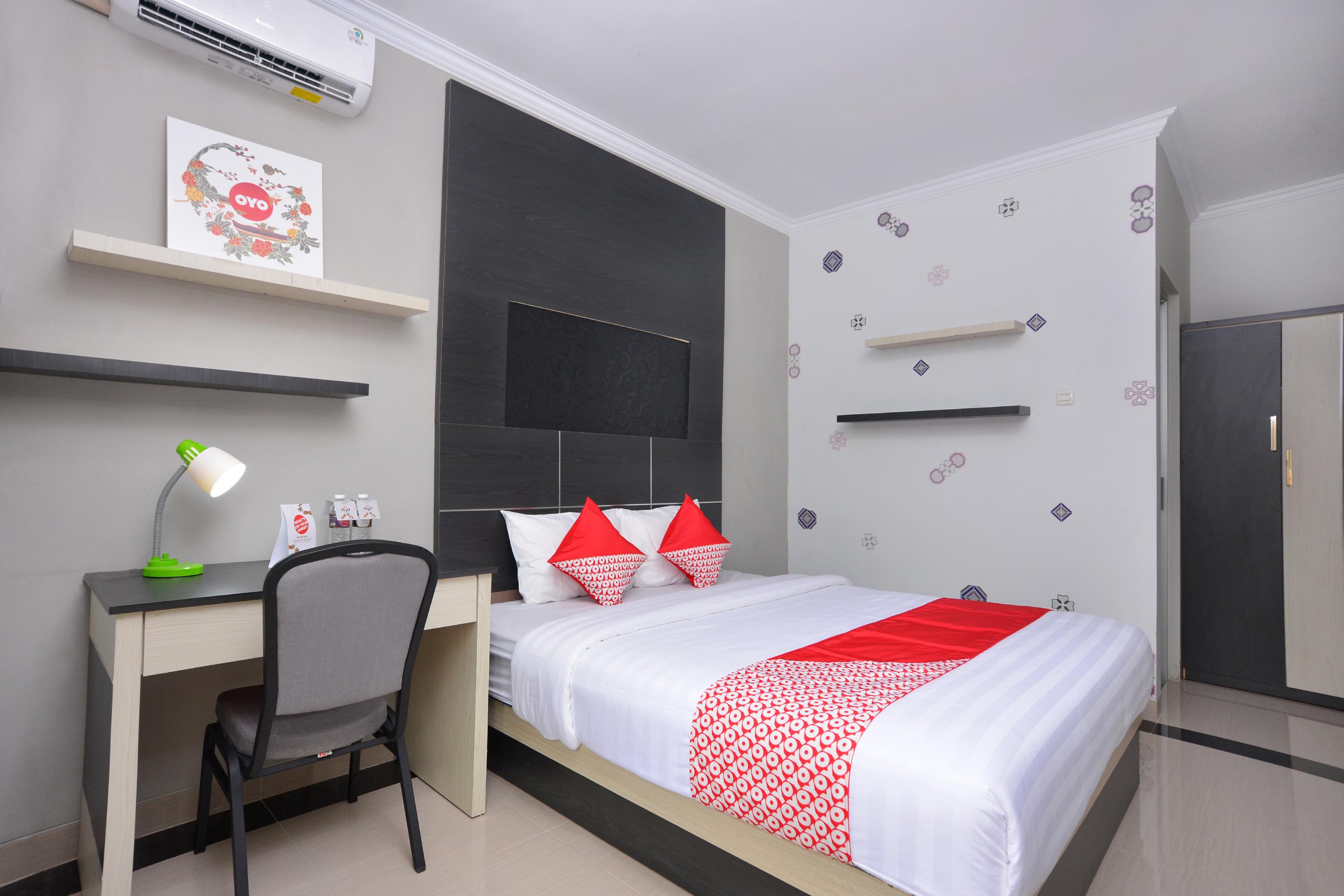 Hotel Oyo 583 Puri Gejayan Asri Syariah à Kejayan Extérieur photo