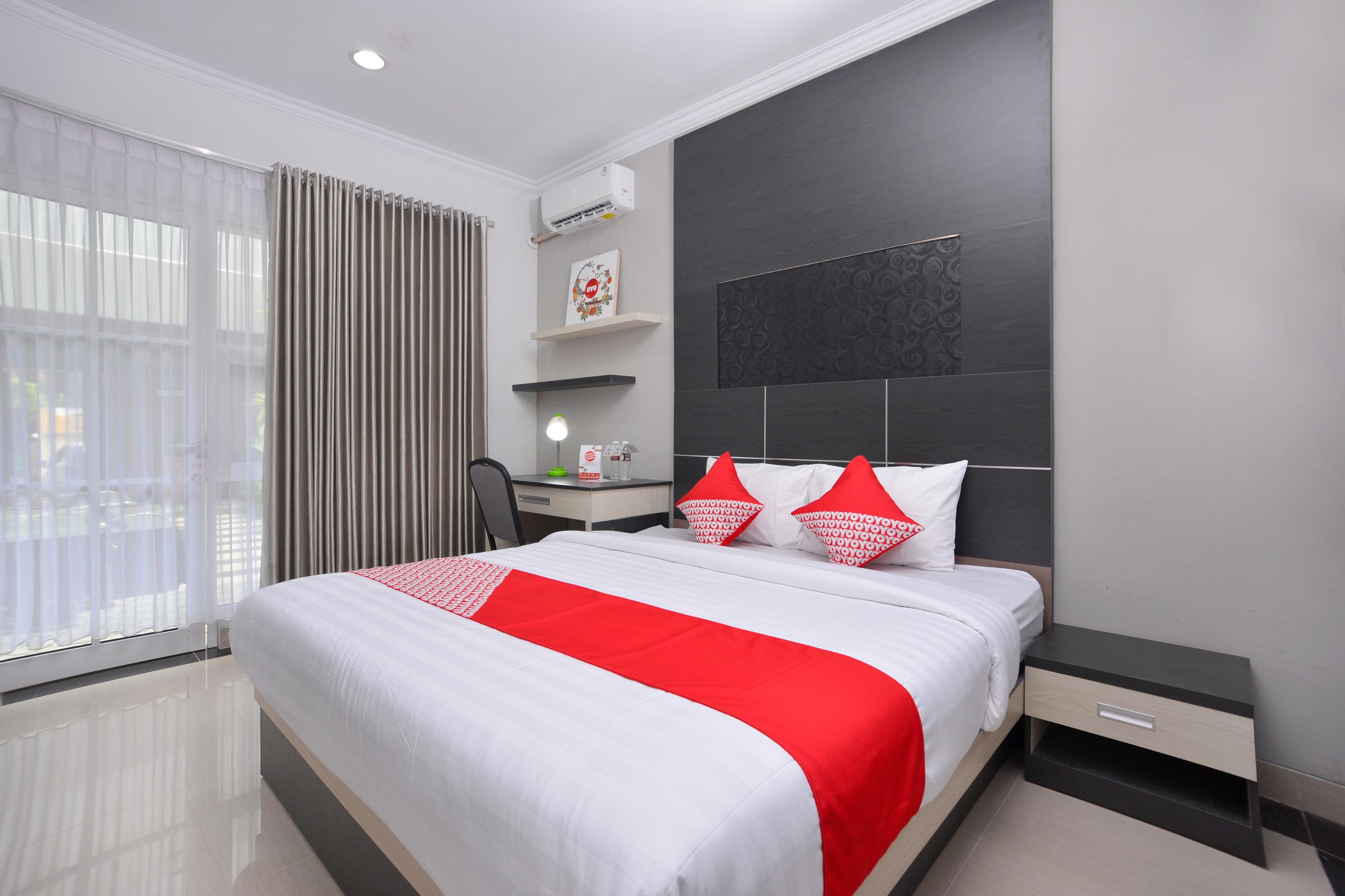 Hotel Oyo 583 Puri Gejayan Asri Syariah à Kejayan Extérieur photo