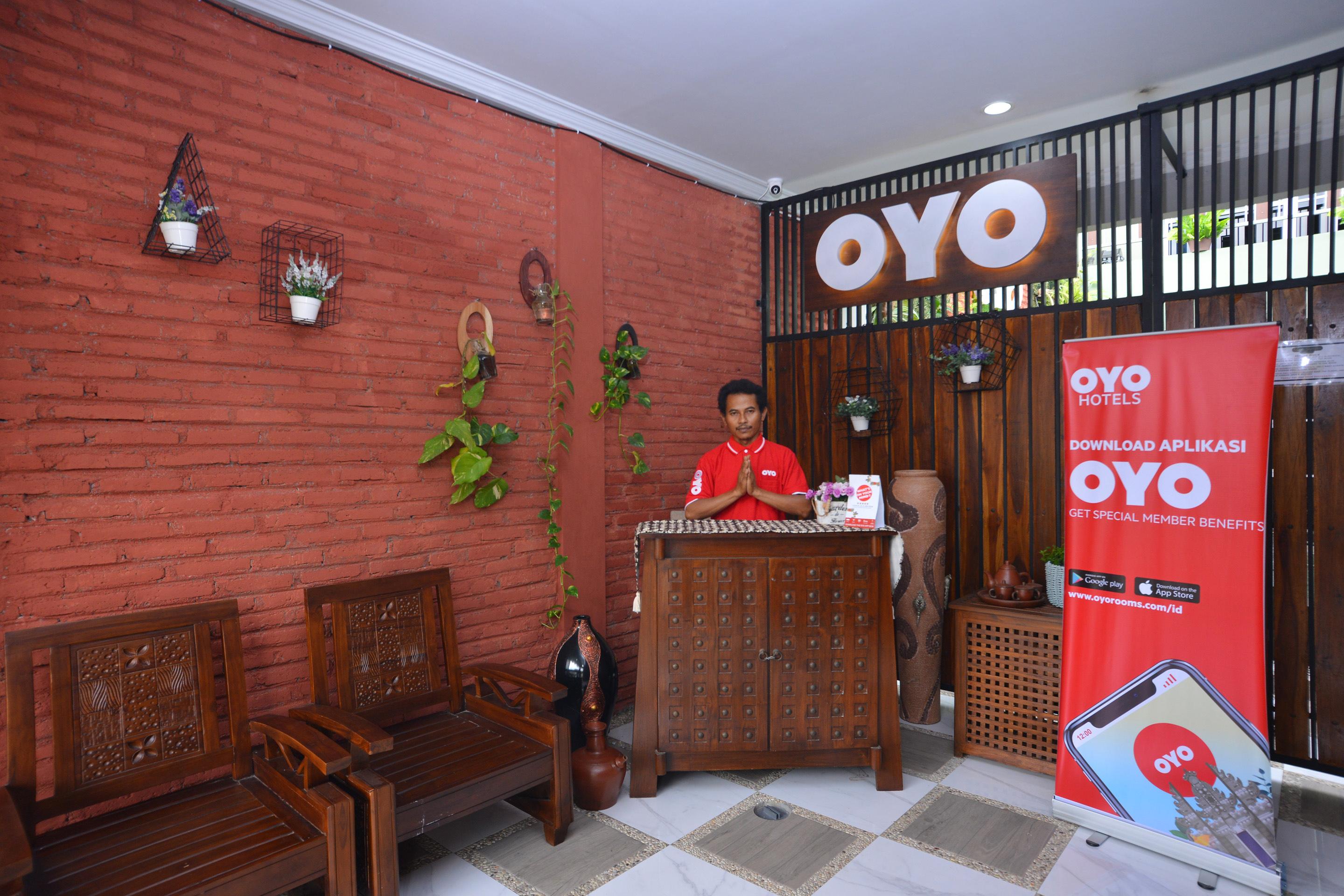 Hotel Oyo 583 Puri Gejayan Asri Syariah à Kejayan Extérieur photo