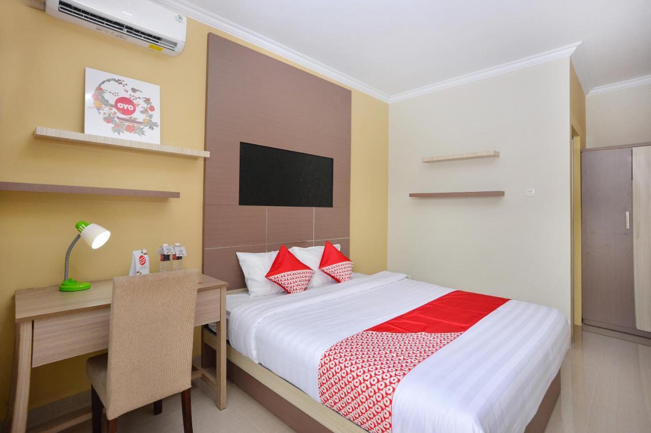 Hotel Oyo 583 Puri Gejayan Asri Syariah à Kejayan Extérieur photo