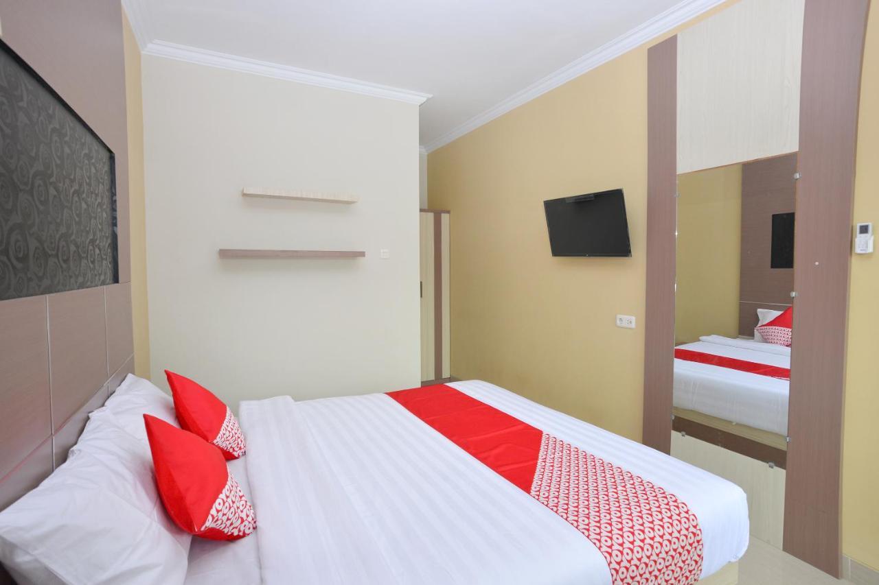 Hotel Oyo 583 Puri Gejayan Asri Syariah à Kejayan Extérieur photo